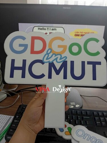 Hashtag cầm tay GDGoC in HCMUT - MSN666