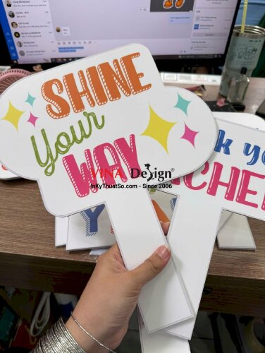 Hashtag cầm tay Shine your way - MSN702