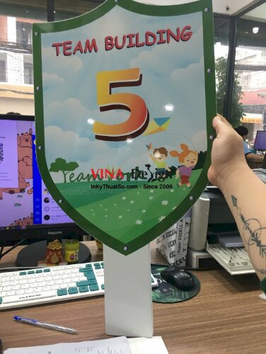 Hashtag cầm tay Team Building hình cái khiên - MSN706