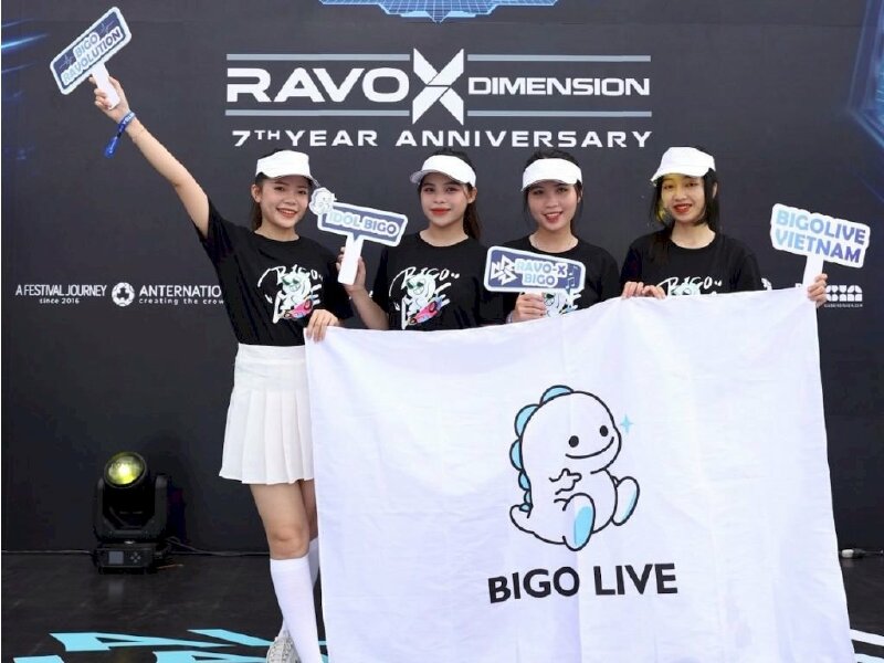 Hashtag cầm tay BIGO x Ravolution Fest - Lễ hội âm nhạc điện tử - MSN277