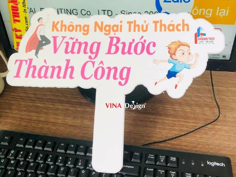 Hashtag cầm tay Slogan Không Ngại Thử Thách Vững Bước Thành Công - MSN302