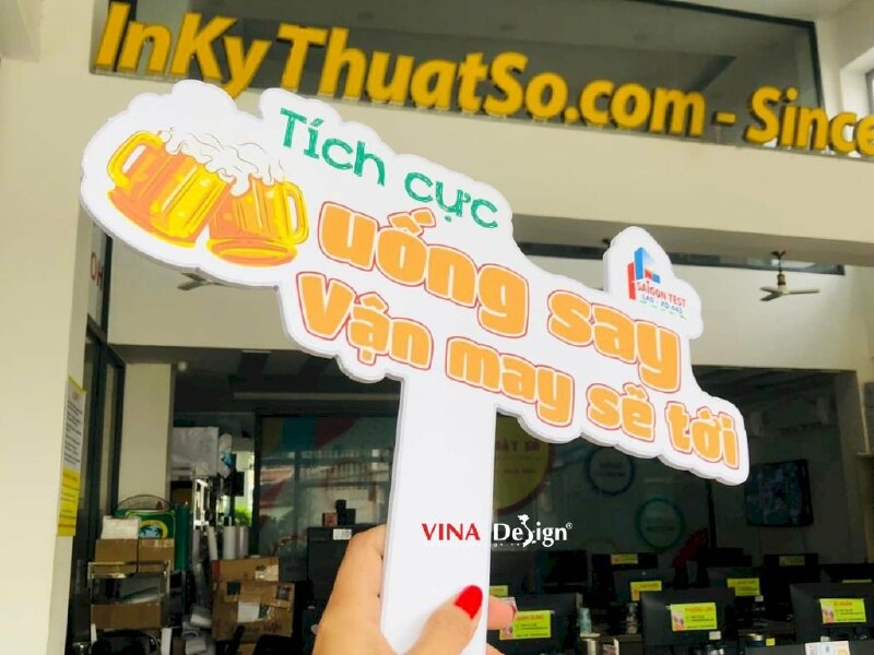 Hashtag cầm tay Tích cực uống say Vận may sẽ tới - MSN269