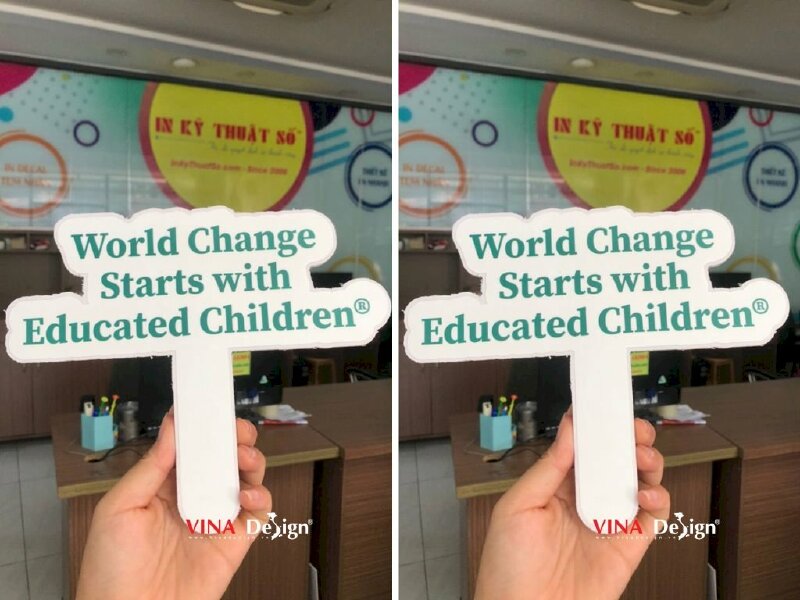Hashtag cầm tay World Change Starts with Educated Children - MSN324