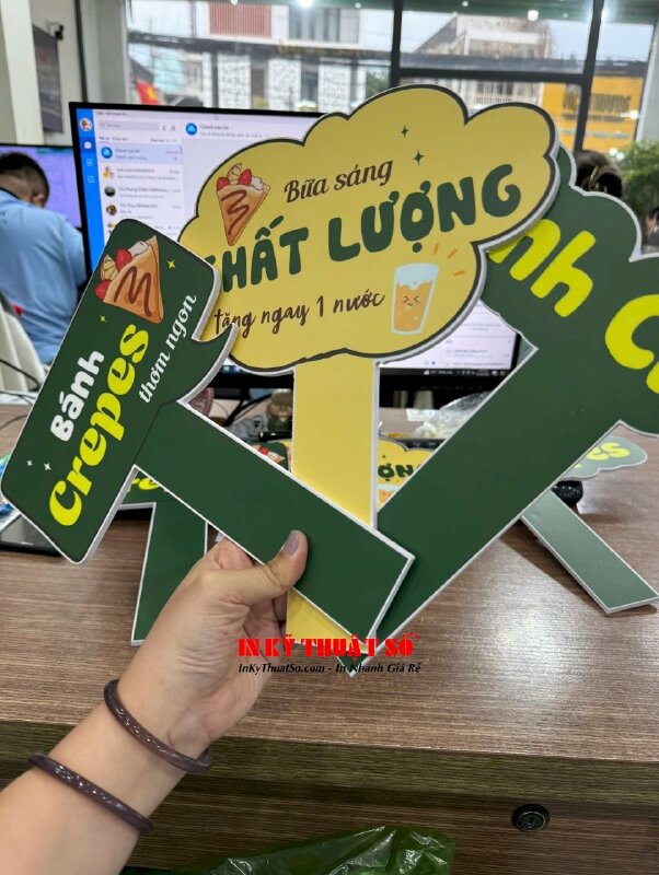 Hashtag cầm tay Slogan Bữa sáng Chất lượng tặng ngay 1 ly nước - MSN502