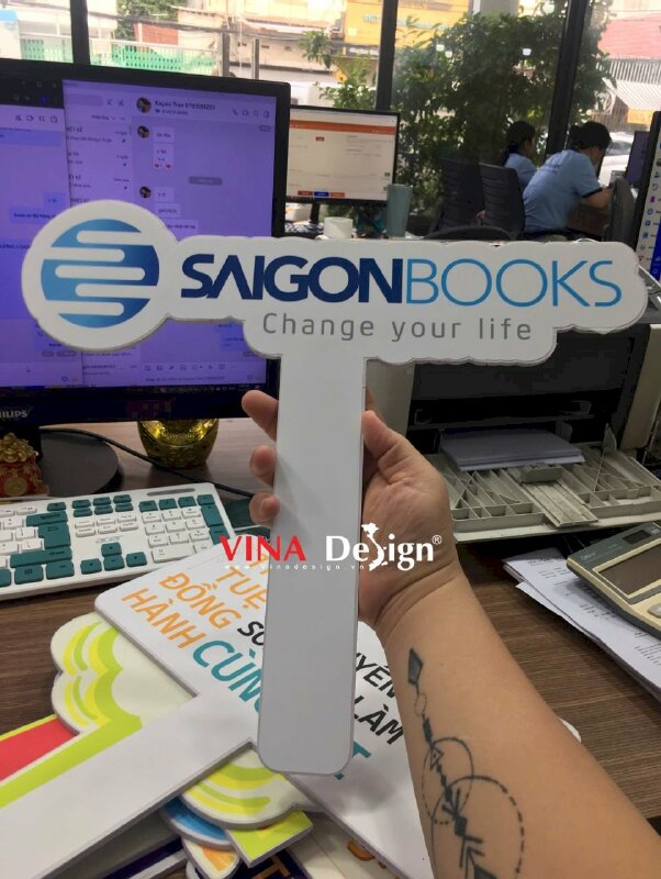 Hashtag cầm tay logo Nhà sách Saigon Books - Change Your Life - MSN657