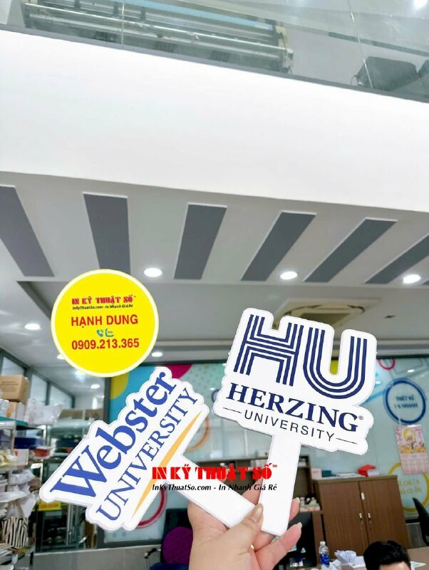 Hashtag cầm tay Webster University, Herzing University - MSN692