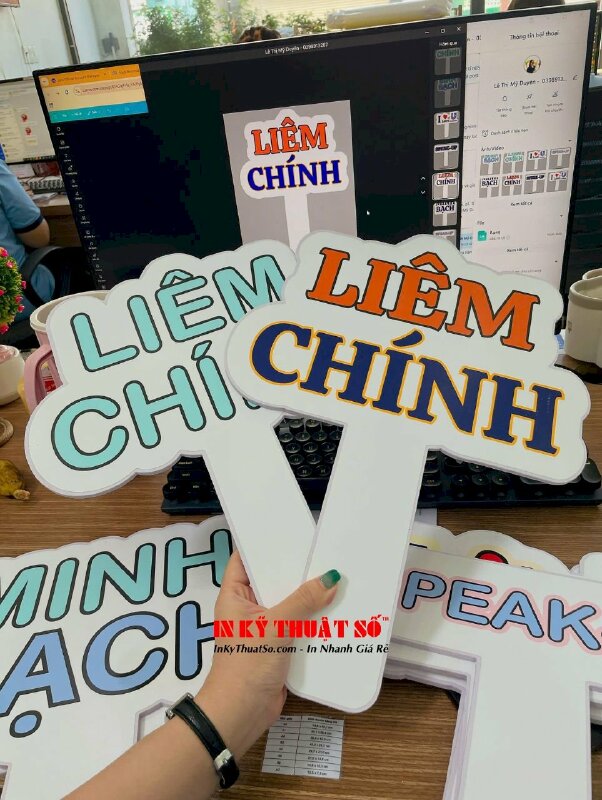 Hashtag cầm tay Liêm Chính - MSN684
