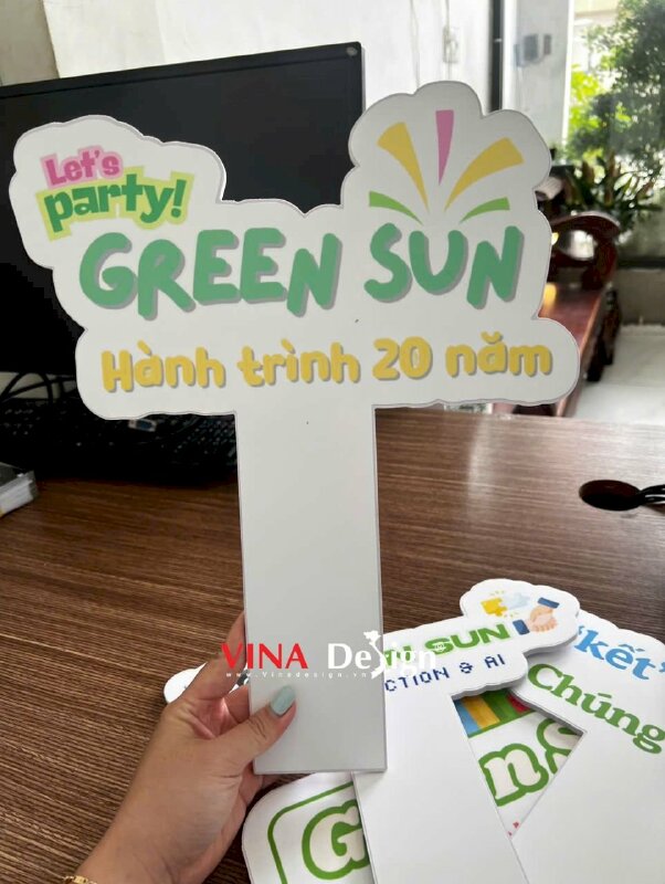 Hashtag cầm tay Let's Party! Green Sun Hành trình 20 năm - MSN673